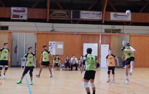 Les gars au top, les filles font flop...