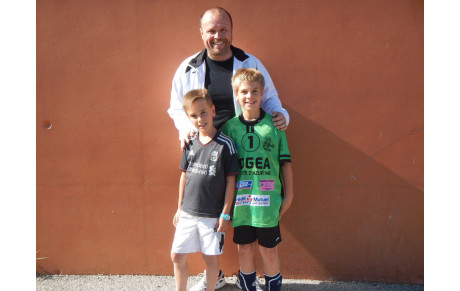 Les poussines et poussins se préparent à la relève