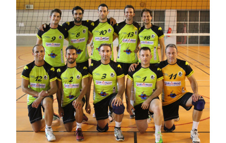 Une poule de "femme enceinte" !!!